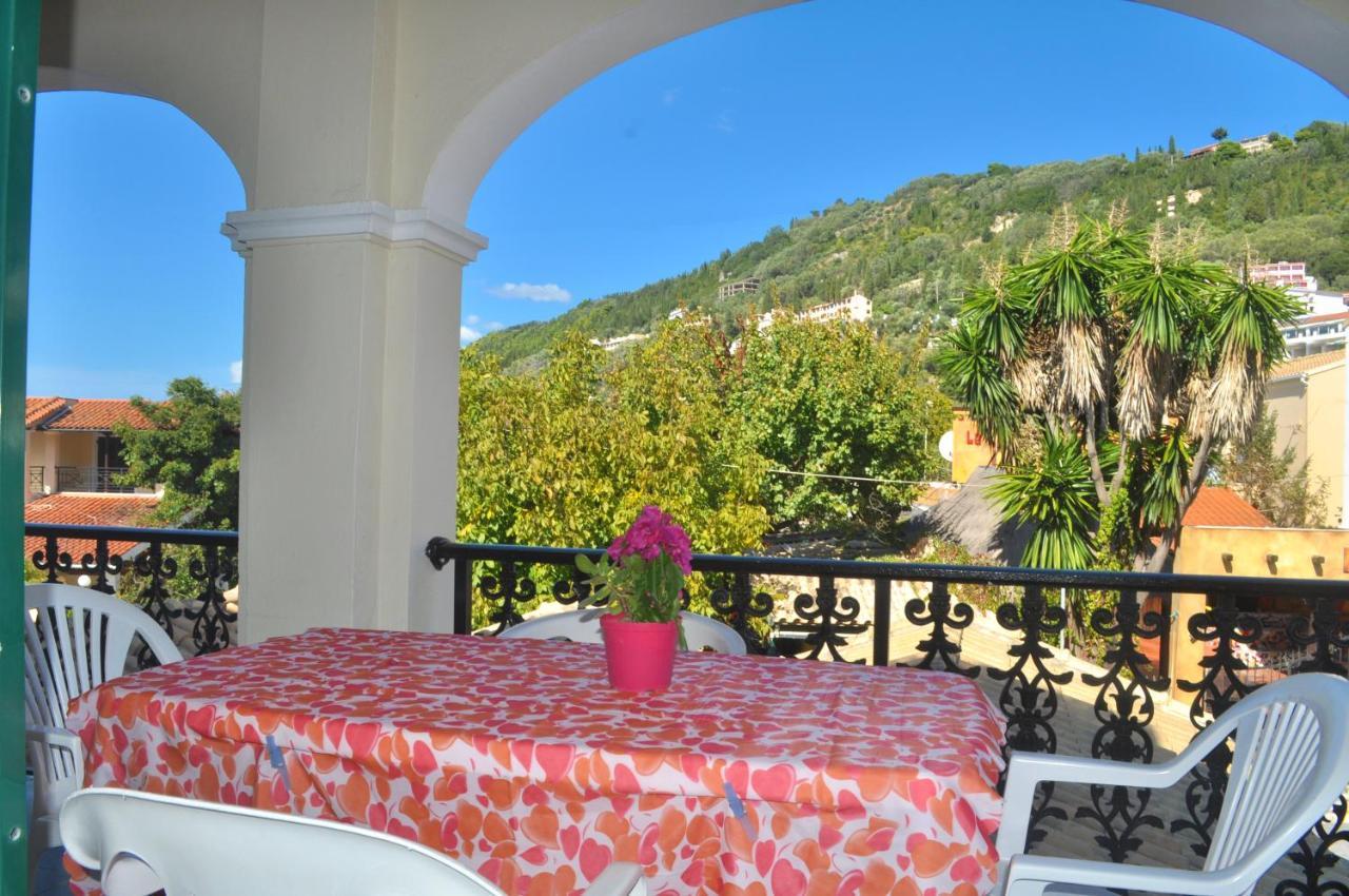 Yannis - Holiday Apartments On Agios Gordios Beach In Corfu Exterior photo