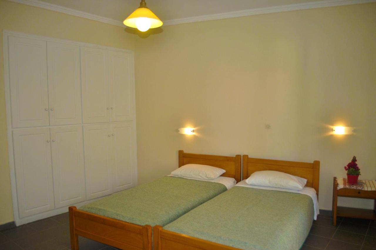 Yannis - Holiday Apartments On Agios Gordios Beach In Corfu Exterior photo